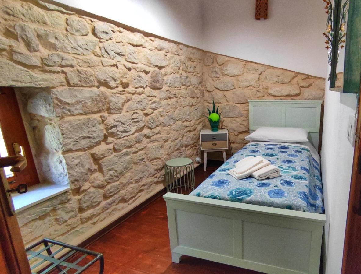 Lilibeth Houses - Charming & Lovely Views Шикли Экстерьер фото