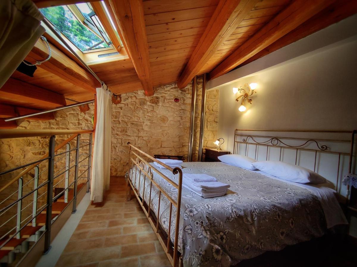 Lilibeth Houses - Charming & Lovely Views Шикли Экстерьер фото